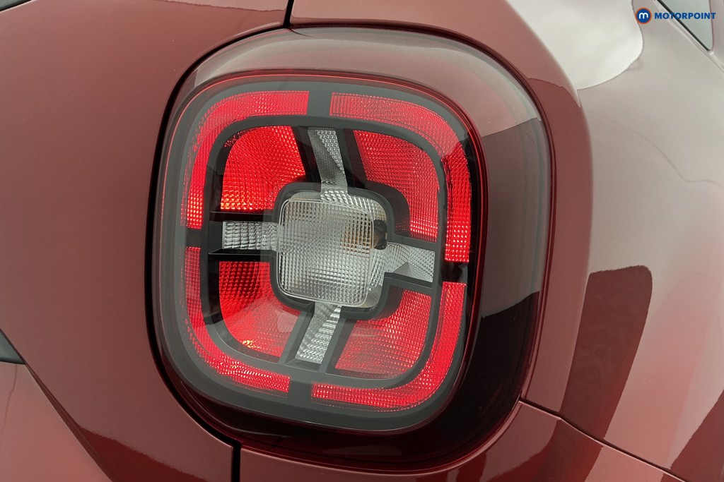 Dacia Duster Techroad Manual Petrol SUV - Stock Number (1610654) - 32nd supplementary image