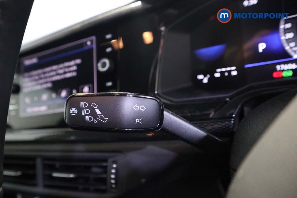 Volkswagen Polo Life Automatic Petrol Hatchback - Stock Number (1611061) - 9th supplementary image