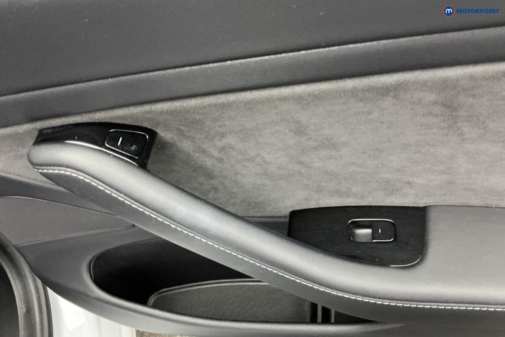Tesla Model 3 Standard Plus Automatic Electric Saloon - Stock Number (1611175) - 26th supplementary image