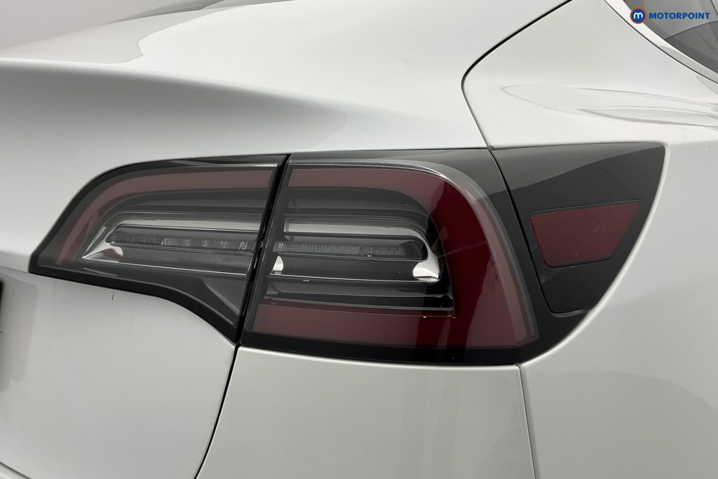 Tesla Model 3 Standard Plus Automatic Electric Saloon - Stock Number (1611175) - 32nd supplementary image