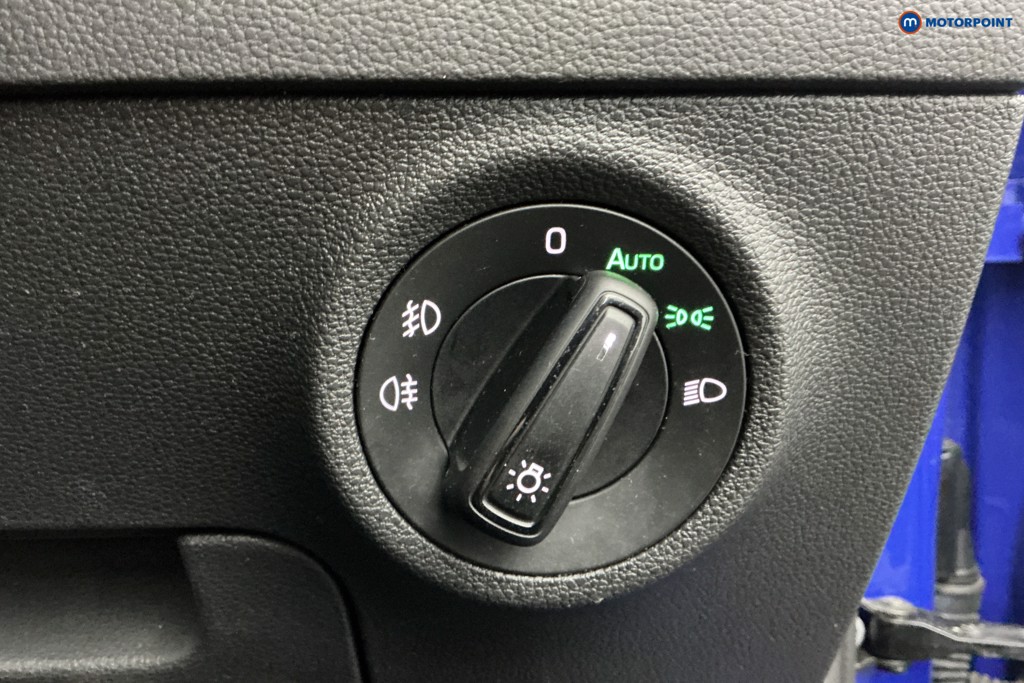 Skoda Karoq Se Technology Manual Petrol SUV - Stock Number (1611334) - 21st supplementary image