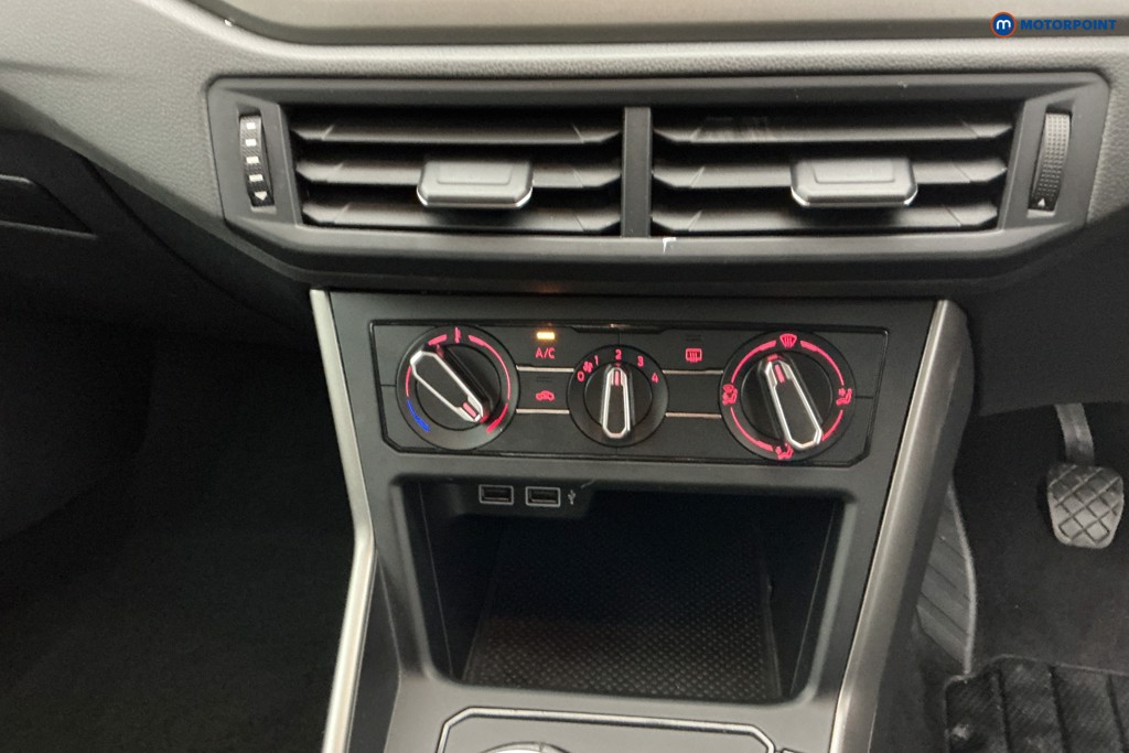 Volkswagen Polo SE Manual Petrol Hatchback - Stock Number (1611553) - 17th supplementary image