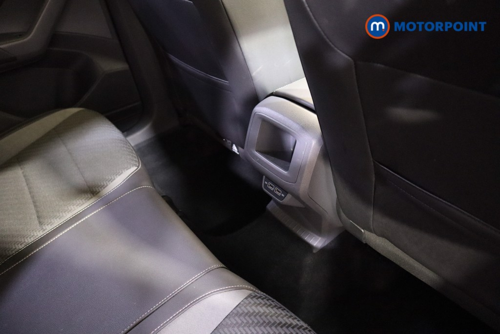 Volkswagen T-Cross R-Line Manual Petrol SUV - Stock Number (1611556) - 19th supplementary image