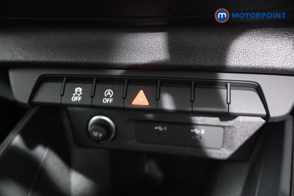 Audi A1 Technik Manual Petrol Hatchback - Stock Number (1611657) - 5th supplementary image