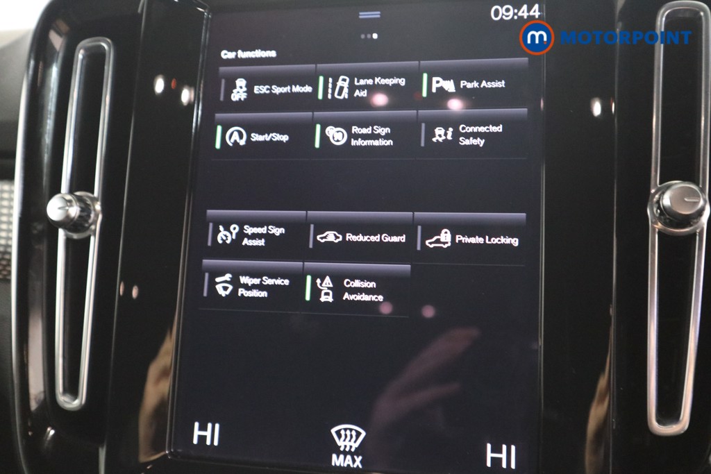 Volvo Xc40 R Design Manual Petrol SUV - Stock Number (1611984) - 3rd supplementary image