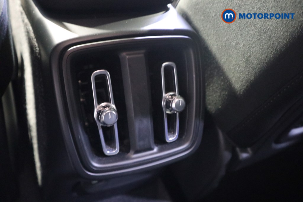 Volvo Xc40 R Design Manual Petrol SUV - Stock Number (1611984) - 20th supplementary image