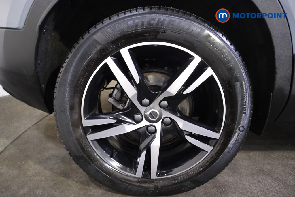 Volvo Xc40 R Design Manual Petrol SUV - Stock Number (1611984) - 25th supplementary image