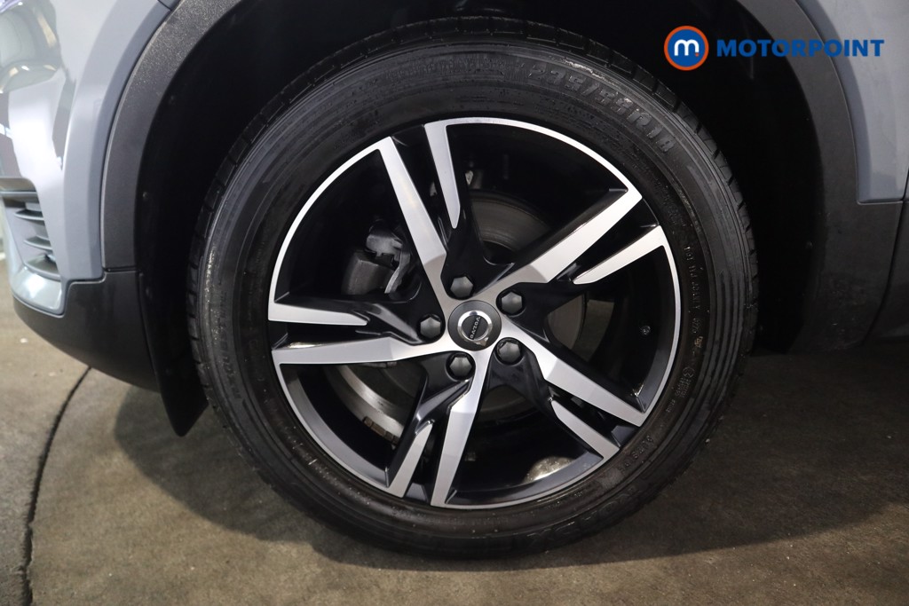 Volvo Xc40 R Design Manual Petrol SUV - Stock Number (1611984) - 27th supplementary image