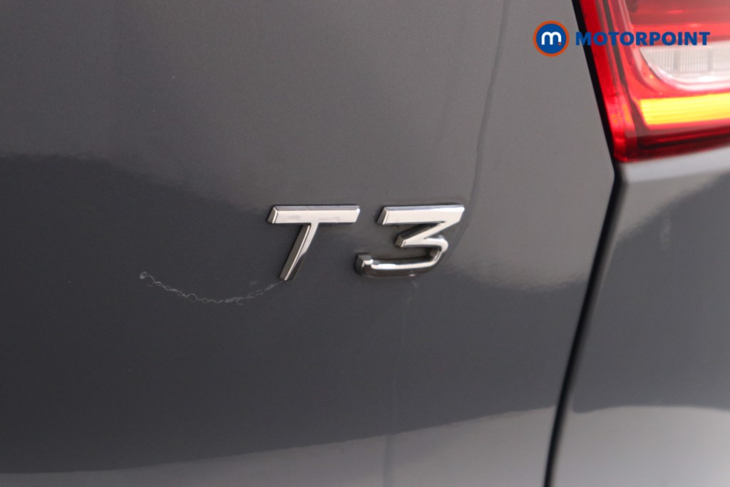 Volvo Xc40 R Design Manual Petrol SUV - Stock Number (1611984) - 32nd supplementary image