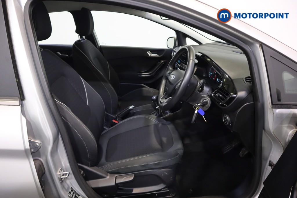 Ford Fiesta Zetec Manual Petrol Hatchback - Stock Number (1612061) - 6th supplementary image