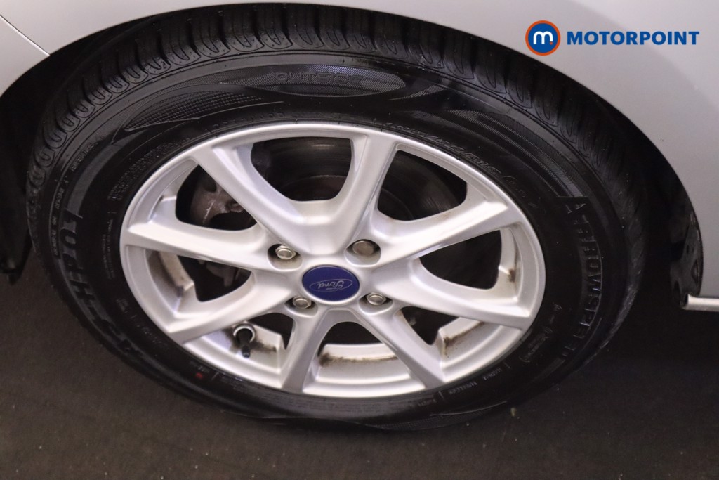 Ford Fiesta Zetec Manual Petrol Hatchback - Stock Number (1612061) - 10th supplementary image