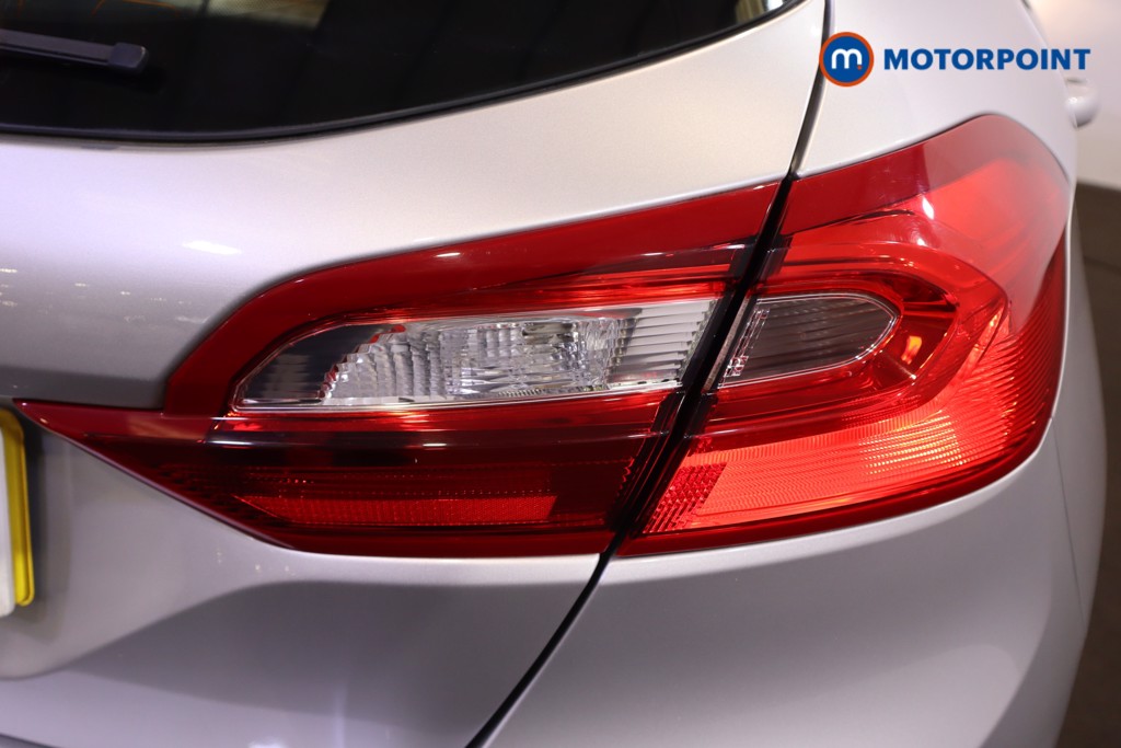 Ford Fiesta Zetec Manual Petrol Hatchback - Stock Number (1612061) - 29th supplementary image