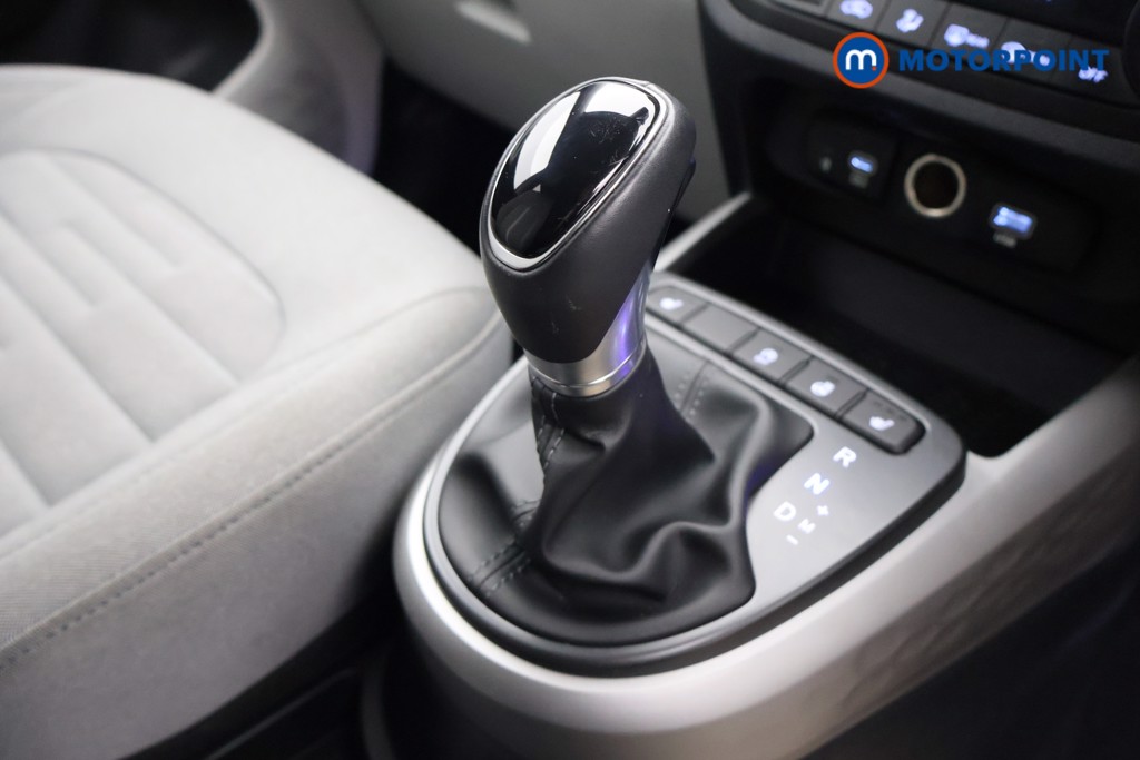 Hyundai I10 Premium Automatic Petrol Hatchback - Stock Number (1612243) - 6th supplementary image