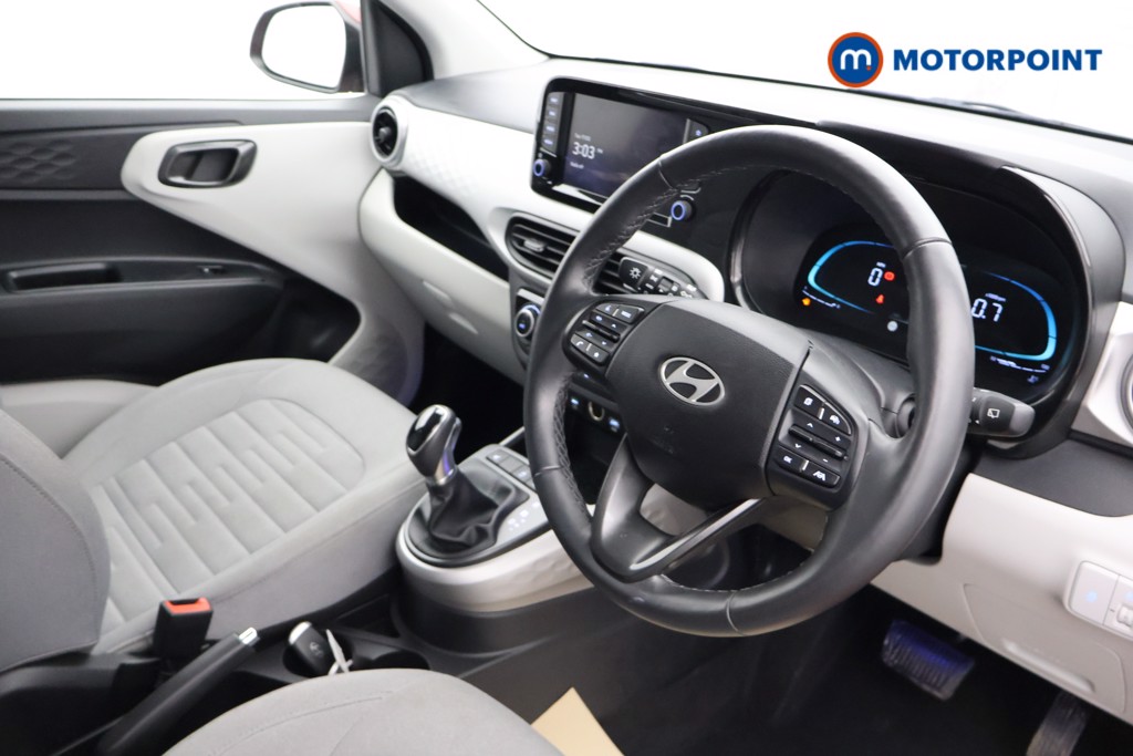 Hyundai I10 Premium Automatic Petrol Hatchback - Stock Number (1612243) - 9th supplementary image