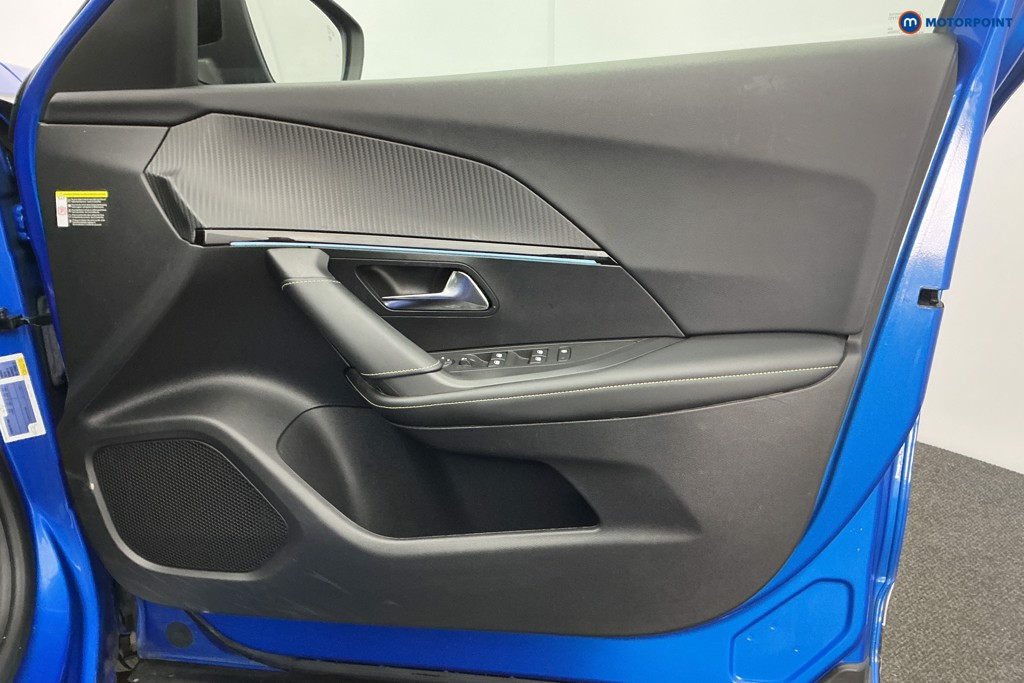 Peugeot 2008 GT Manual Petrol SUV - Stock Number (1612545) - 24th supplementary image