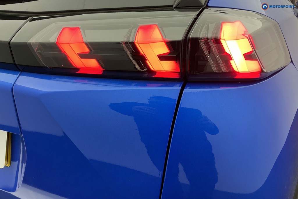 Peugeot 2008 GT Manual Petrol SUV - Stock Number (1612545) - 32nd supplementary image