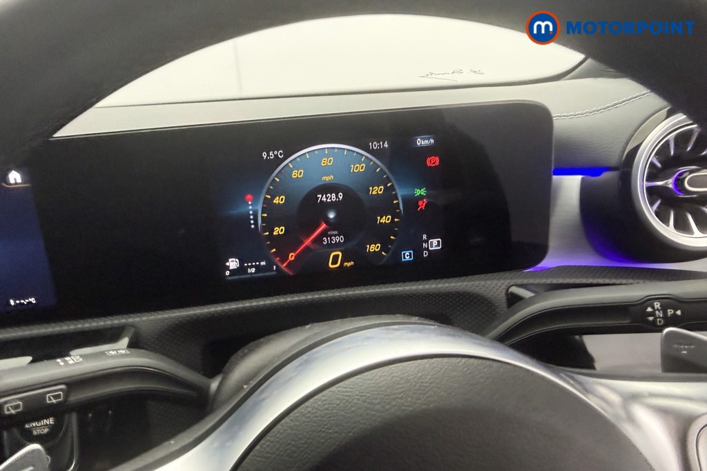 Mercedes-Benz A Class Amg Line Executive Edition Automatic Petrol Hatchback - Stock Number (1612933) - 17th supplementary image