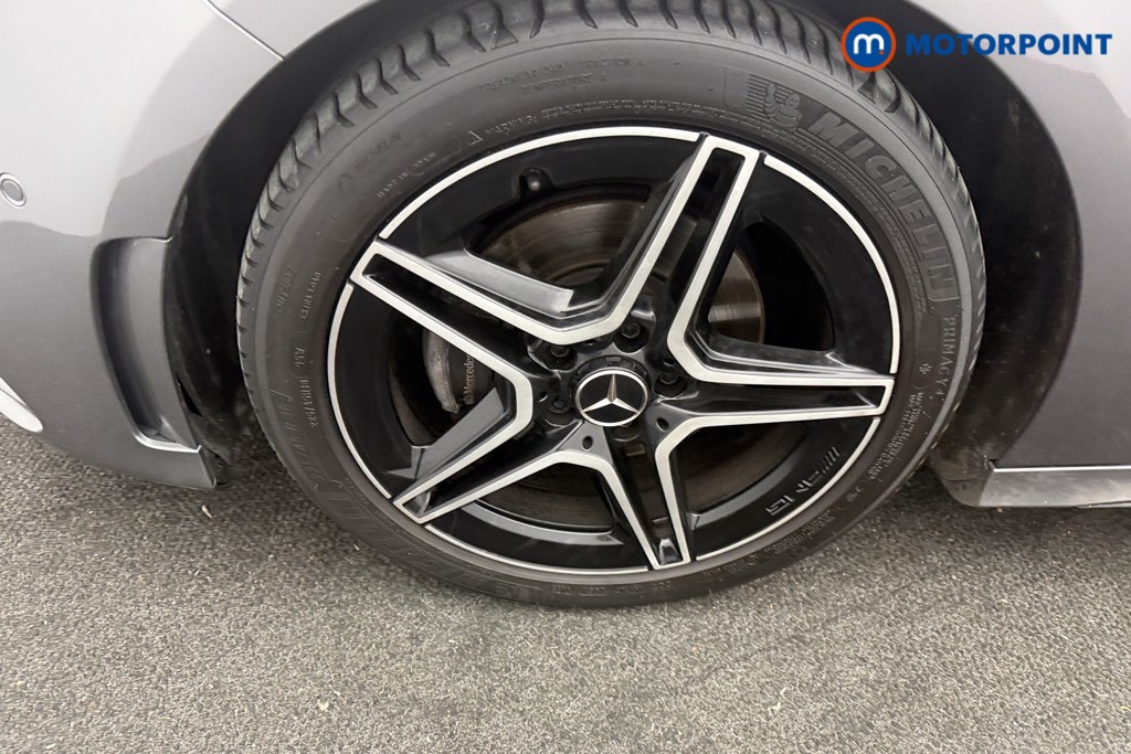 Mercedes-Benz A Class Amg Line Executive Edition Automatic Petrol Hatchback - Stock Number (1612933) - 29th supplementary image
