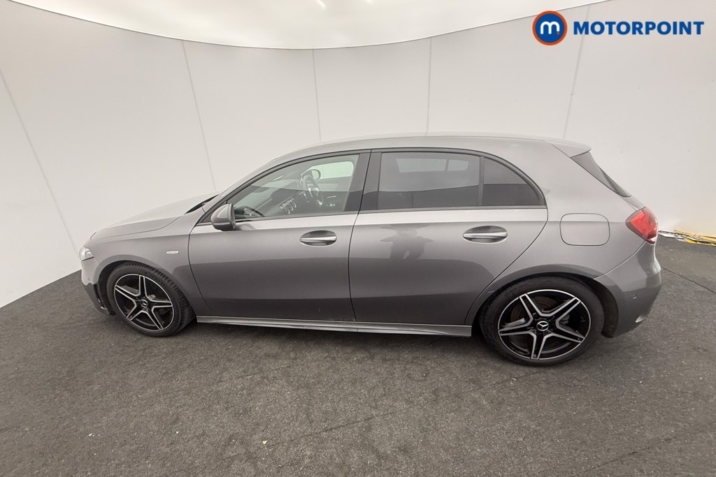 Mercedes-Benz A Class Amg Line Executive Edition Automatic Petrol Hatchback - Stock Number (1612933) - 30th supplementary image