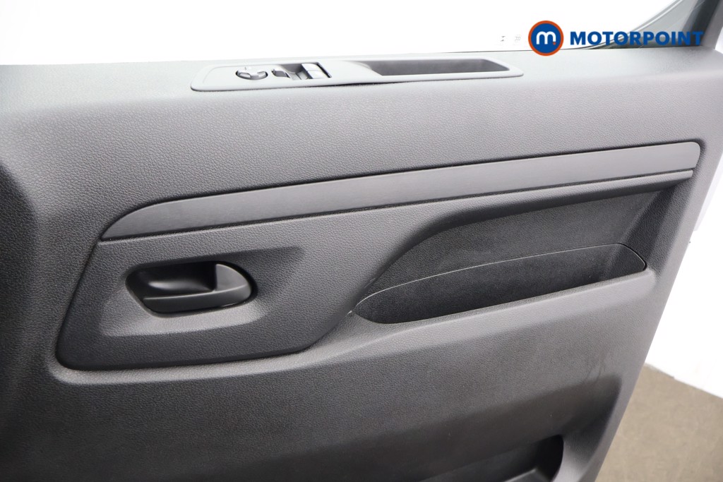 Peugeot Expert Professional Manual Diesel Panel Van - Stock Number (1613712) - 8th supplementary image