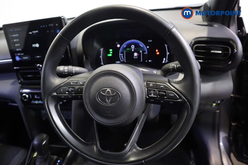 Toyota Yaris Cross Design Automatic Petrol-Electric Hybrid Estate - Stock Number (1613949) - 3rd supplementary image