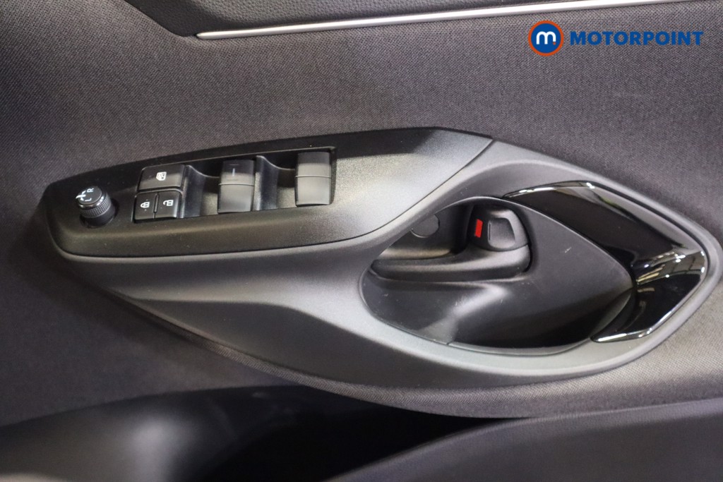 Toyota Yaris Cross Design Automatic Petrol-Electric Hybrid Estate - Stock Number (1613949) - 10th supplementary image