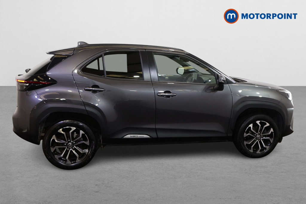 Toyota Yaris Cross Design Automatic Petrol-Electric Hybrid Estate - Stock Number (1613949) - Drivers side