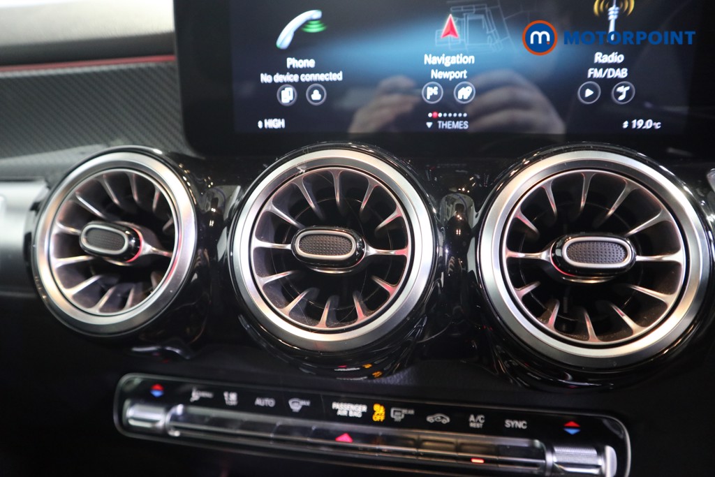 Mercedes-Benz GLB Amg Line Automatic Diesel SUV - Stock Number (1614247) - 7th supplementary image