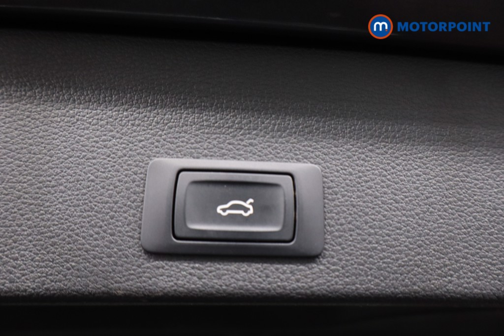 Audi Q2 S Line Automatic Petrol SUV - Stock Number (1614323) - 39th supplementary image