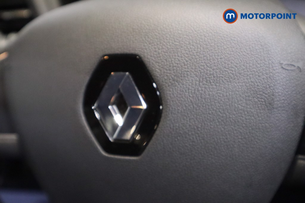 Renault Captur Iconic Manual Petrol SUV - Stock Number (1614589) - 14th supplementary image