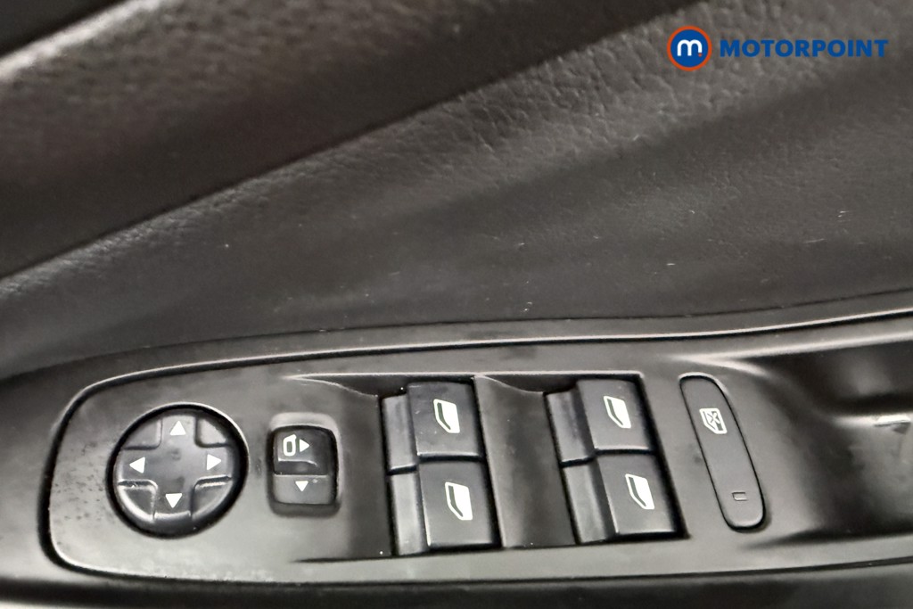 Vauxhall Grandland X Griffin Edition Manual Petrol SUV - Stock Number (1614746) - 18th supplementary image