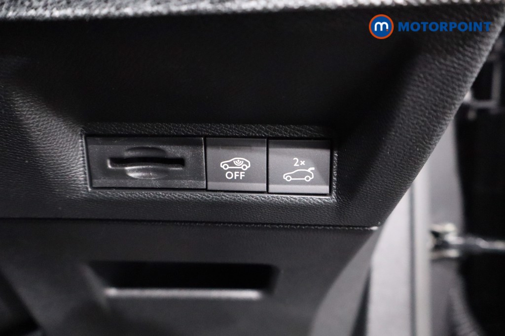 Peugeot 3008 GT Automatic Petrol SUV - Stock Number (1614890) - 21st supplementary image