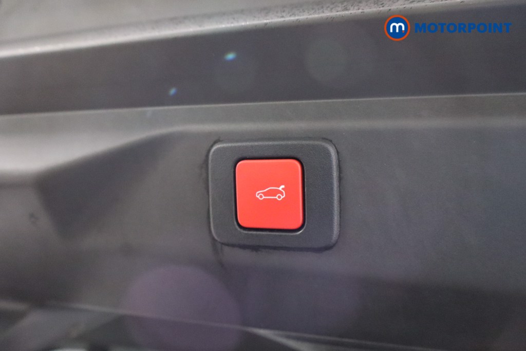 Peugeot 3008 GT Automatic Petrol SUV - Stock Number (1614890) - 36th supplementary image