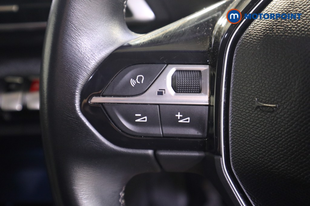 Peugeot 3008 Allure Manual Petrol SUV - Stock Number (1614985) - 5th supplementary image