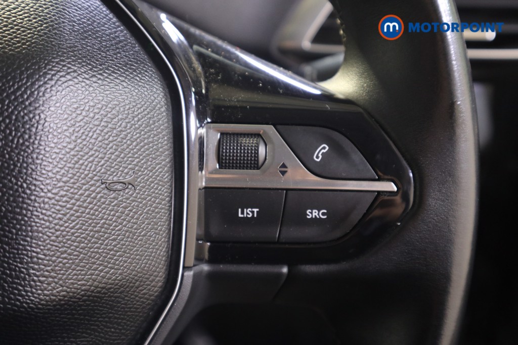 Peugeot 3008 Allure Manual Petrol SUV - Stock Number (1614985) - 6th supplementary image