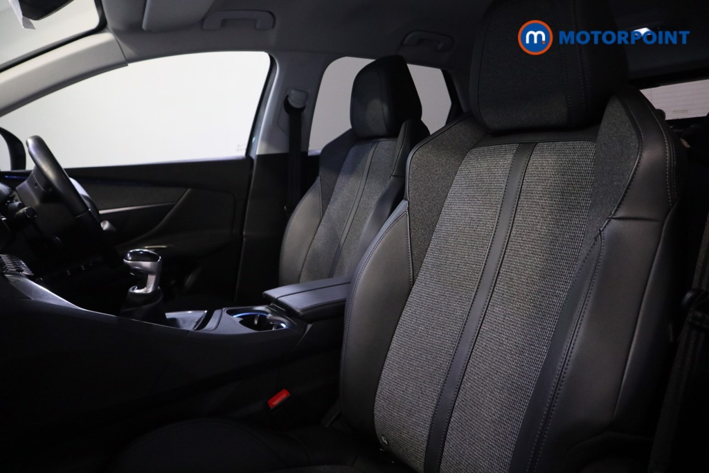 Peugeot 3008 Allure Manual Petrol SUV - Stock Number (1614985) - 16th supplementary image