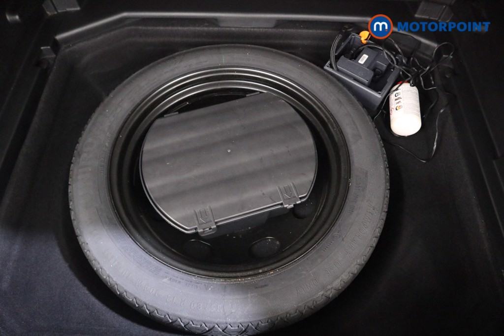 Peugeot 3008 Allure Manual Petrol SUV - Stock Number (1614985) - 23rd supplementary image