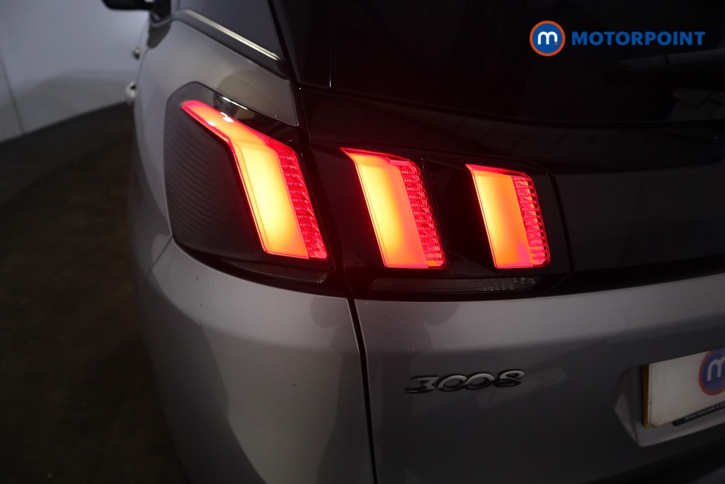 Peugeot 3008 Allure Manual Petrol SUV - Stock Number (1614985) - 30th supplementary image
