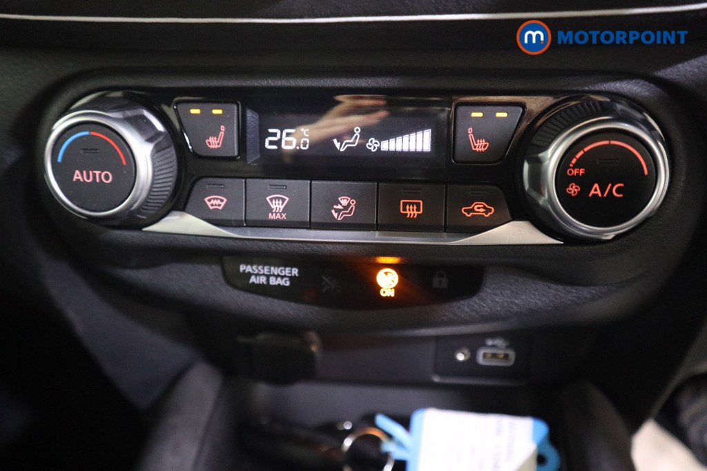 Nissan Juke Tekna-Plus Manual Petrol SUV - Stock Number (1615092) - 8th supplementary image