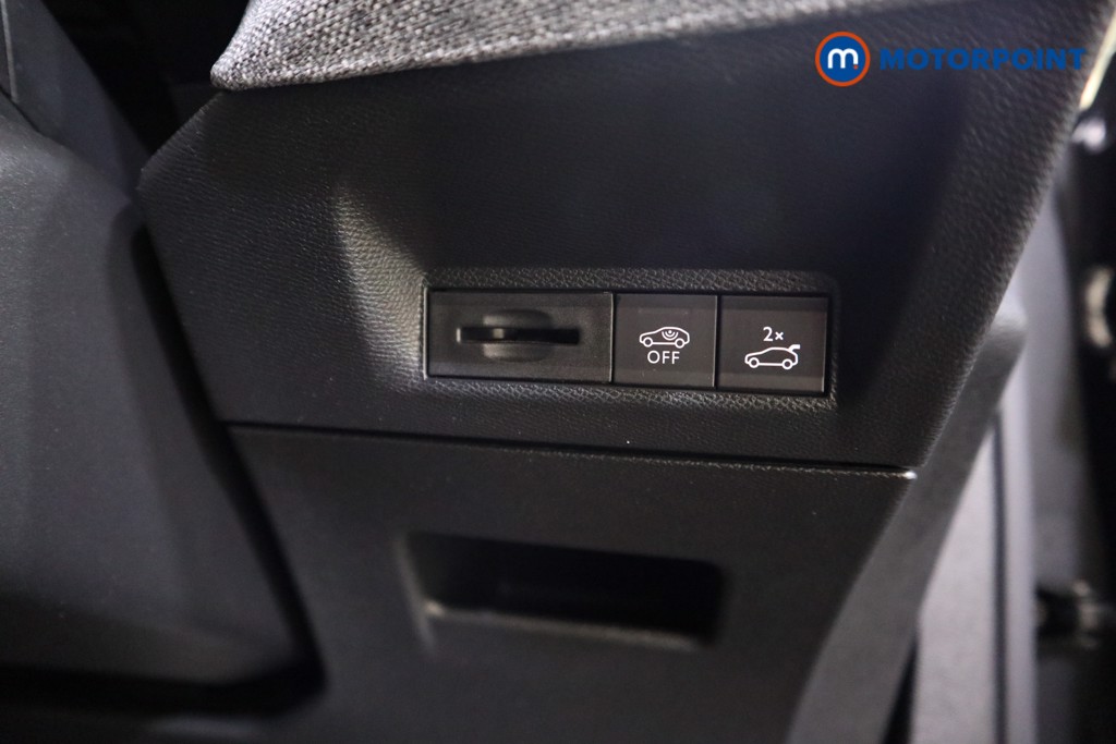 Peugeot 5008 GT Automatic Petrol SUV - Stock Number (1615113) - 13th supplementary image