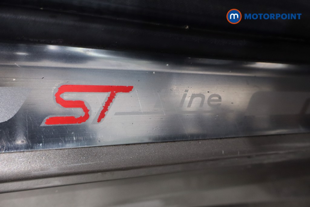 Ford Kuga St-Line Manual Petrol SUV - Stock Number (1615653) - 23rd supplementary image