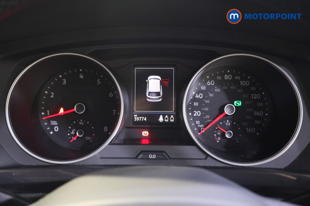 Volkswagen Tiguan Life Automatic Petrol SUV - Stock Number (1615677) - 5th supplementary image