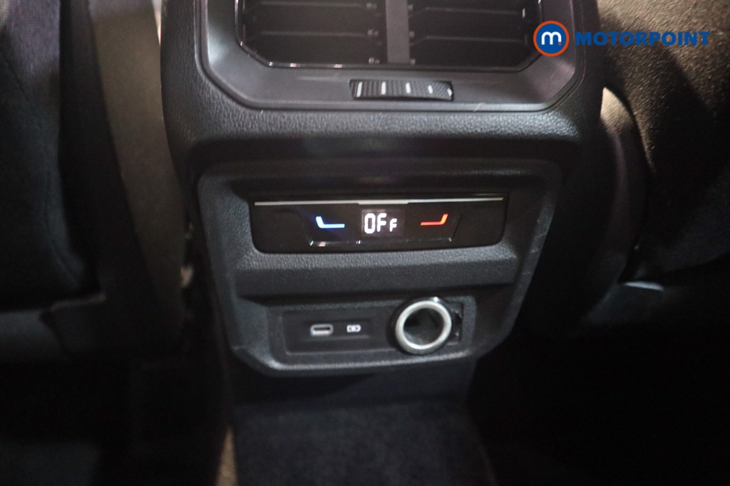 Volkswagen Tiguan Life Automatic Petrol SUV - Stock Number (1615677) - 18th supplementary image