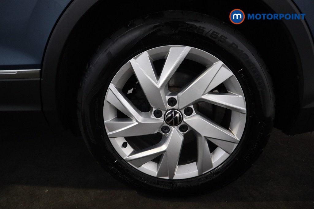 Volkswagen Tiguan Life Automatic Petrol SUV - Stock Number (1615677) - 24th supplementary image