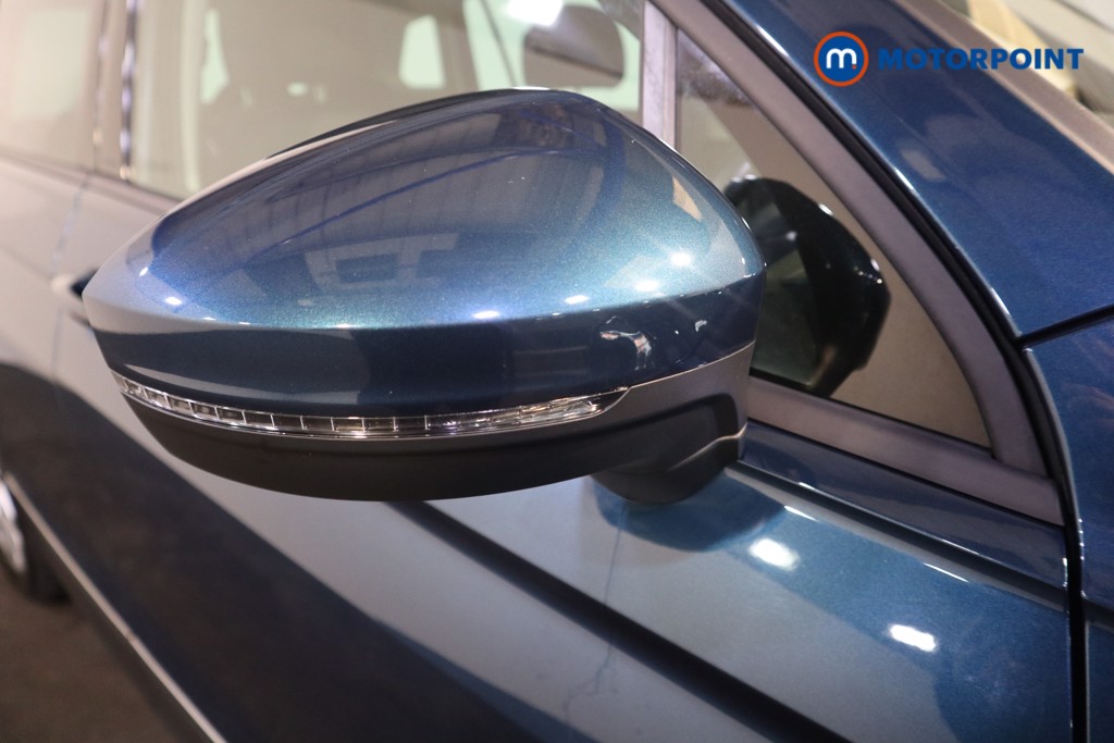 Volkswagen Tiguan Life Automatic Petrol SUV - Stock Number (1615677) - 31st supplementary image