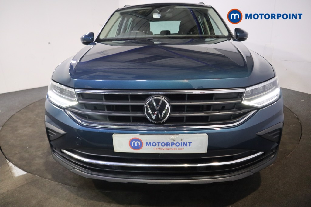 Volkswagen Tiguan Life Automatic Petrol SUV - Stock Number (1615677) - 37th supplementary image