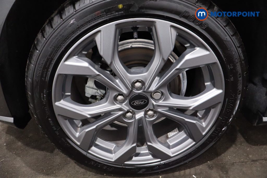 Ford Focus St-Line Edition Manual Petrol Hatchback - Stock Number (1615908) - 9th supplementary image