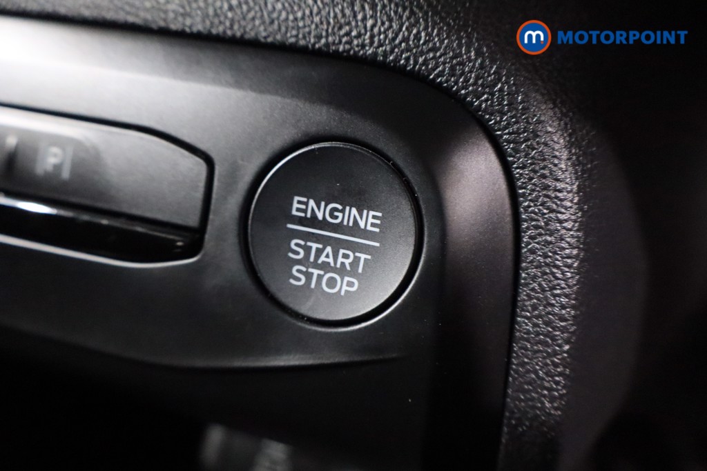 Ford Focus St-Line Edition Manual Petrol Hatchback - Stock Number (1615908) - 13th supplementary image