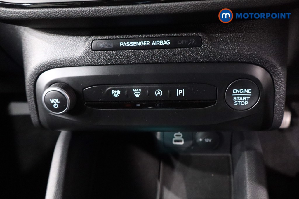 Ford Focus St-Line Edition Manual Petrol Hatchback - Stock Number (1615908) - 20th supplementary image