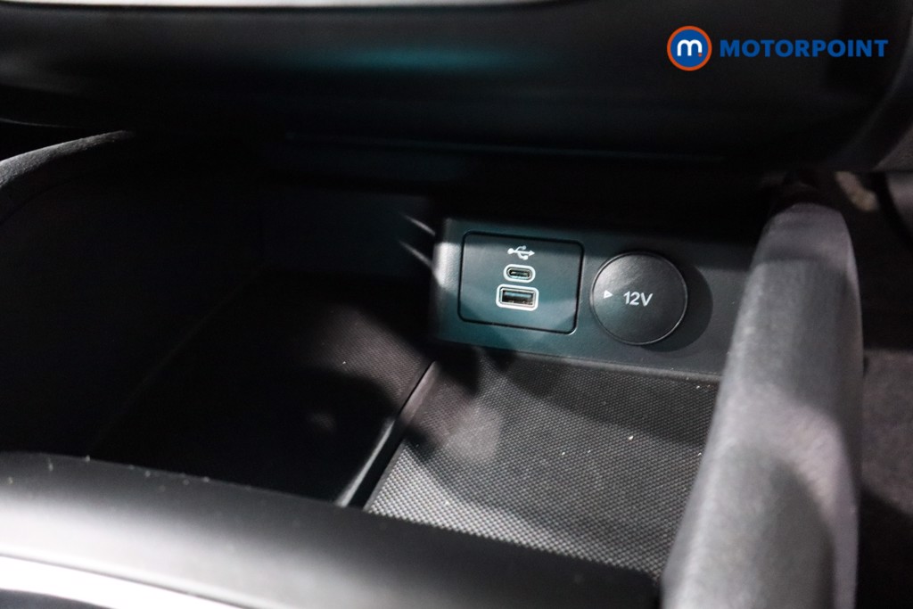 Ford Focus St-Line Edition Manual Petrol Hatchback - Stock Number (1615908) - 21st supplementary image